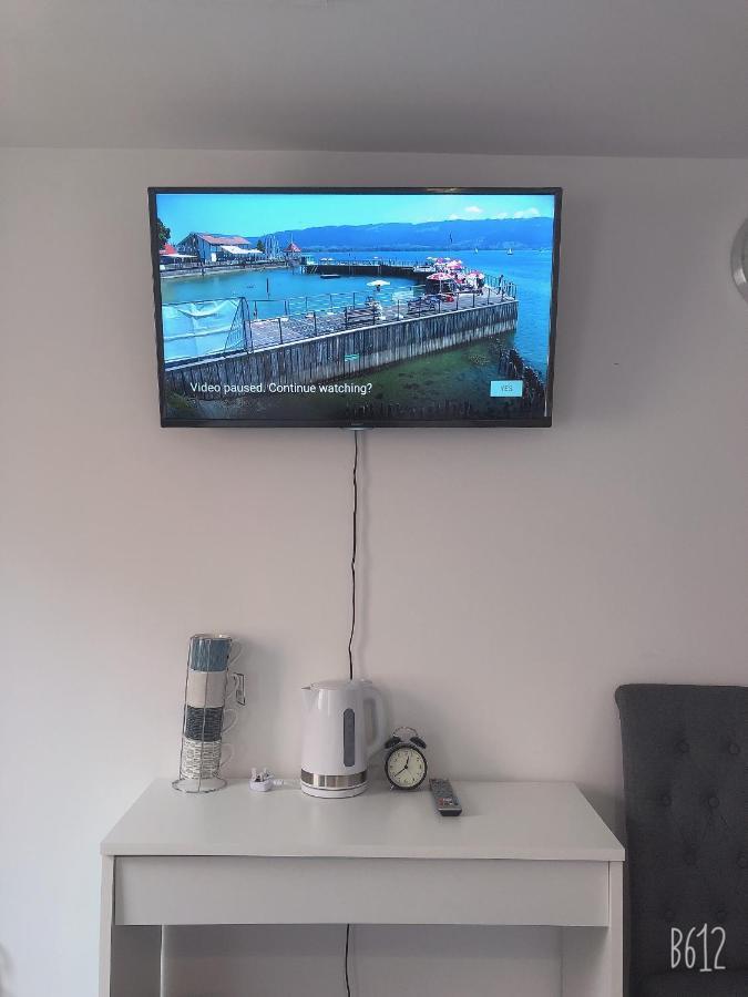 Flat 1 - Entire Modern Studio With En-Suite And Free Parking Close To Qmc, City Centre & Notts Uni Nottingham Dış mekan fotoğraf